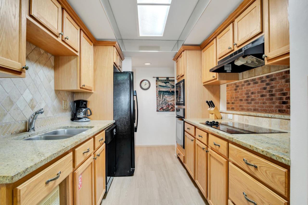 Ocean Bound Ocean Sounds In This 2 Bedroom 2 Bath Den Πορτ Αράνσας Εξωτερικό φωτογραφία